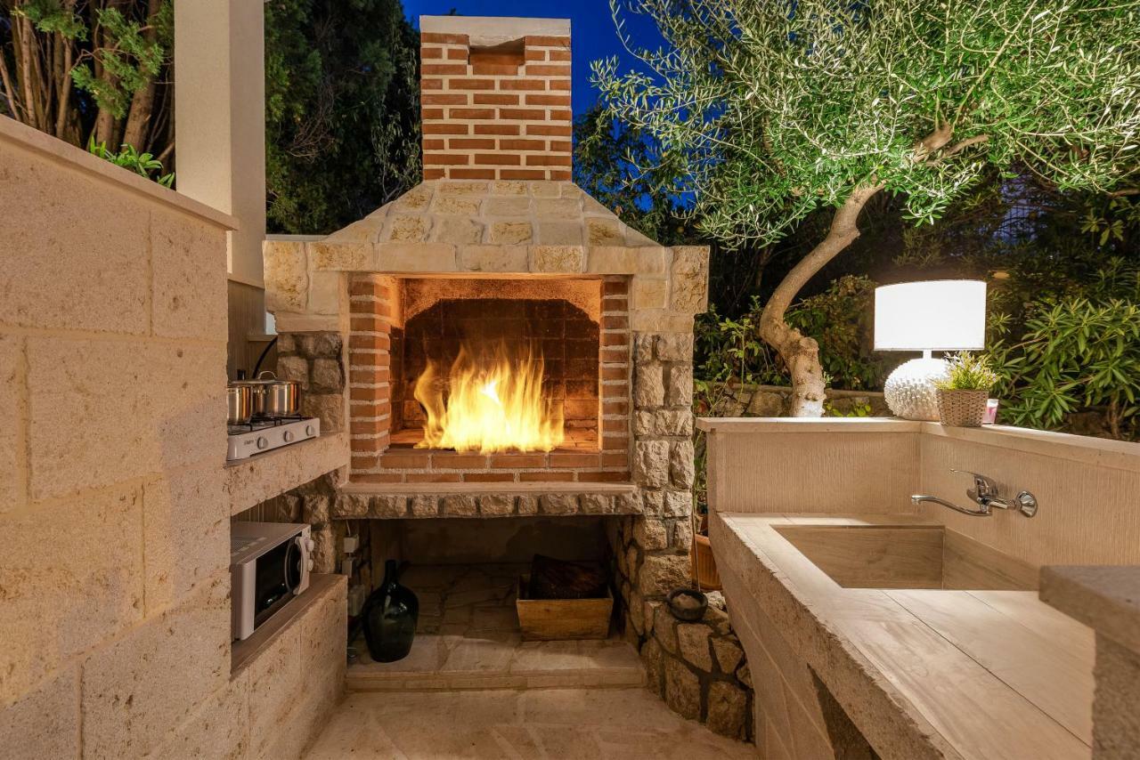 Villa Bella With Pool نوفاليا المظهر الخارجي الصورة